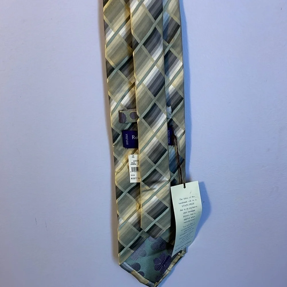 Roberto Villini Couture Silk Stain Resistant Geometric Necktie Tie